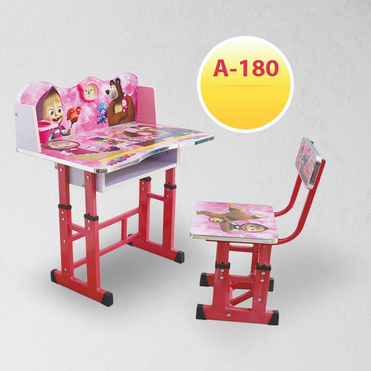 طاولة اطفال مدرسي خشب+ كرسي صورة دب وردي مع الساعه وحامل اقلام A-180